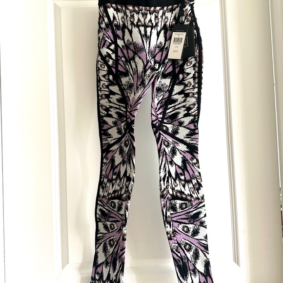 NWT Leggings - Picture 3 of 5
